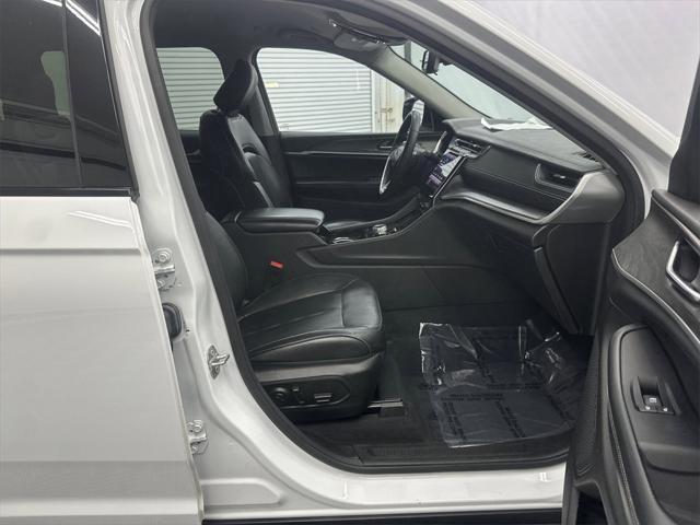 used 2023 Jeep Grand Cherokee L car, priced at $28,999