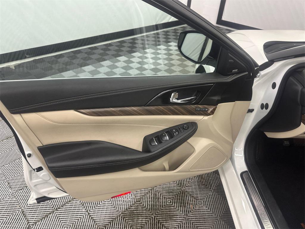 used 2018 Nissan Maxima car, priced at $21,097
