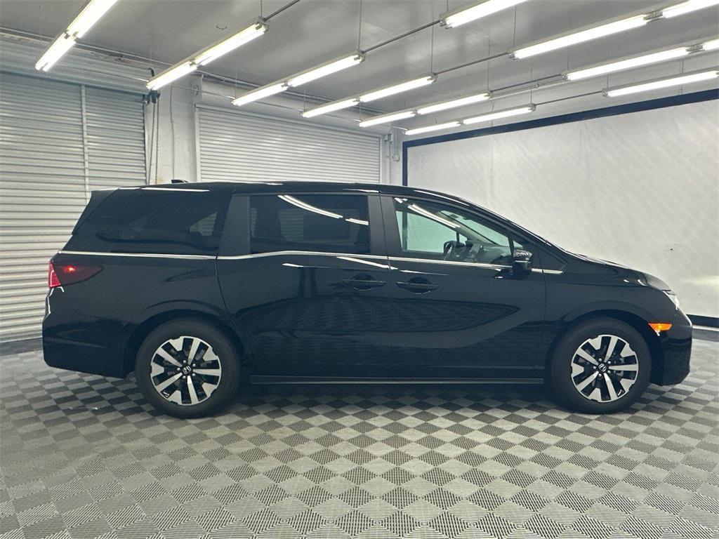 new 2026 Honda Odyssey car, priced at $44,290
