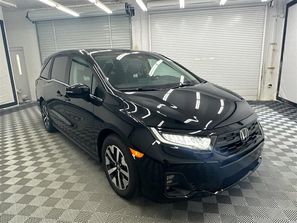 new 2026 Honda Odyssey car, priced at $44,290