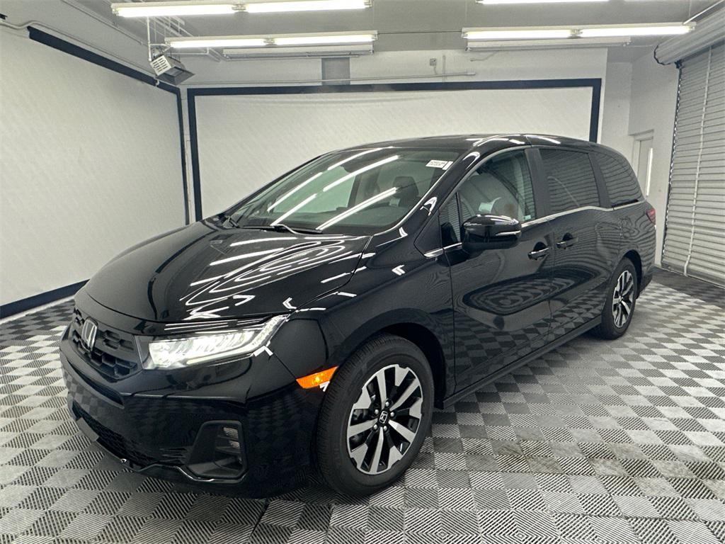 new 2026 Honda Odyssey car, priced at $44,290