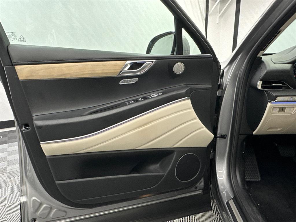 used 2024 Genesis GV80 car, priced at $37,949
