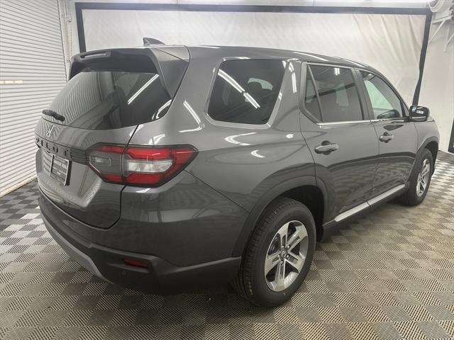 new 2025 Honda Pilot car, priced at $47,800