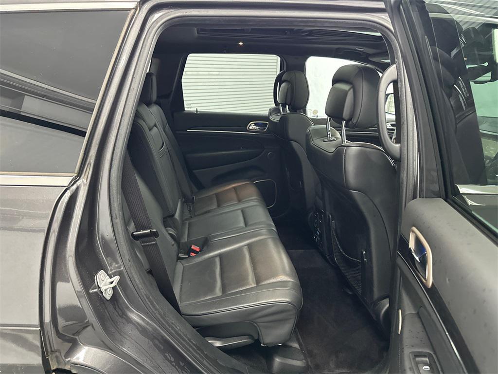 used 2016 Jeep Grand Cherokee car, priced at $12,995