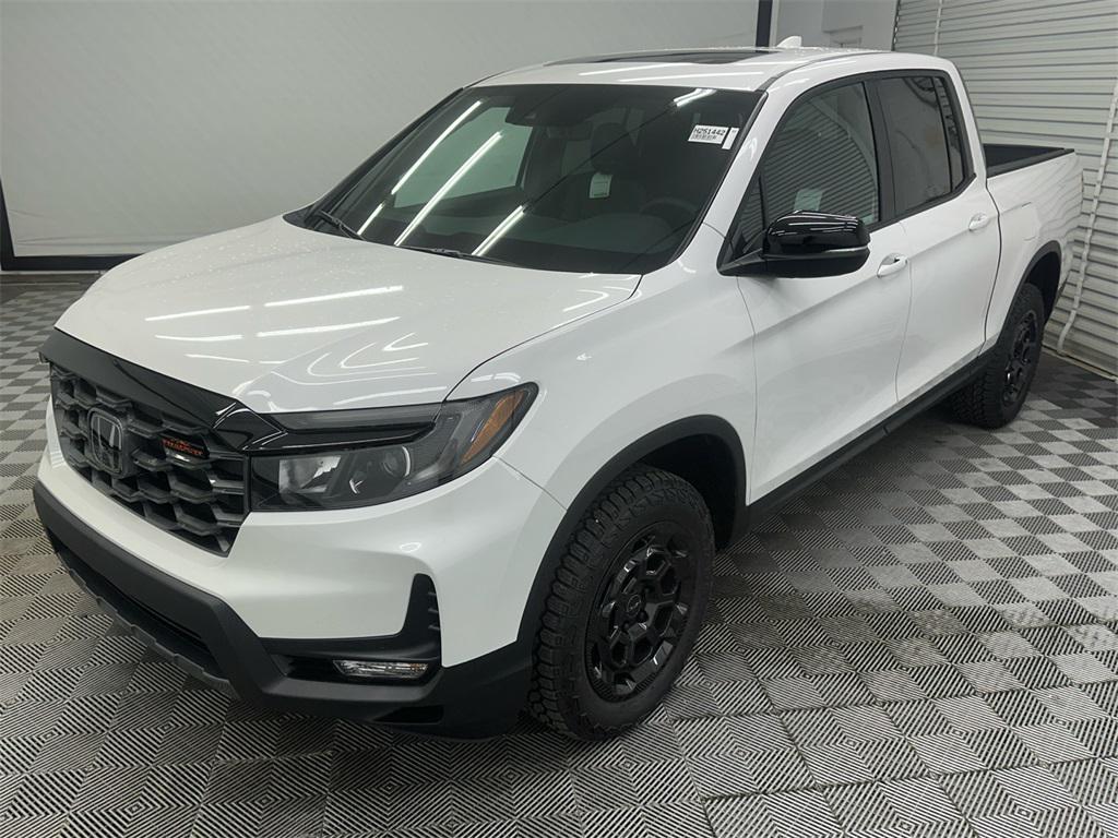 new 2025 Honda Ridgeline car, priced at $49,185