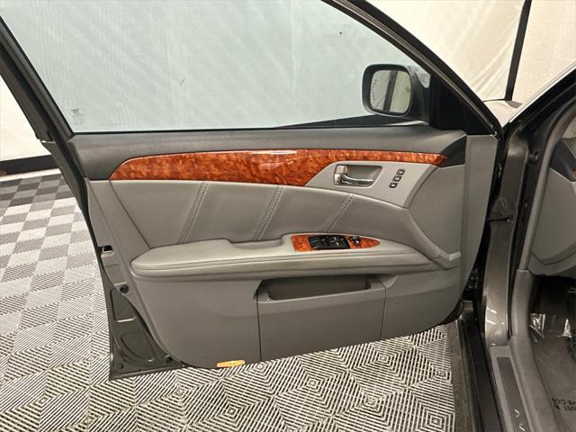 used 2007 Toyota Avalon car, priced at $9,905