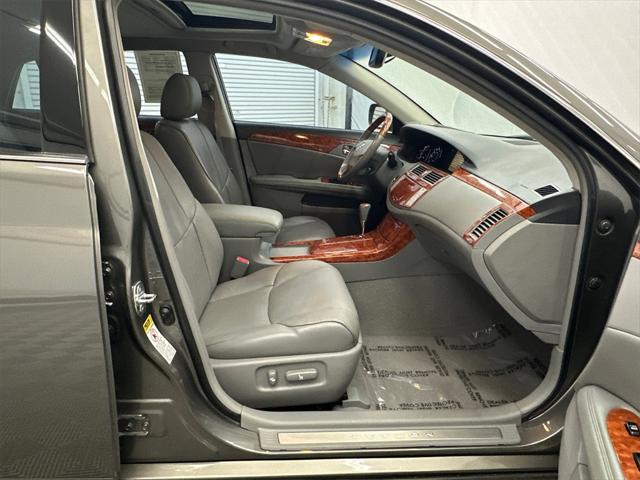 used 2007 Toyota Avalon car, priced at $9,905