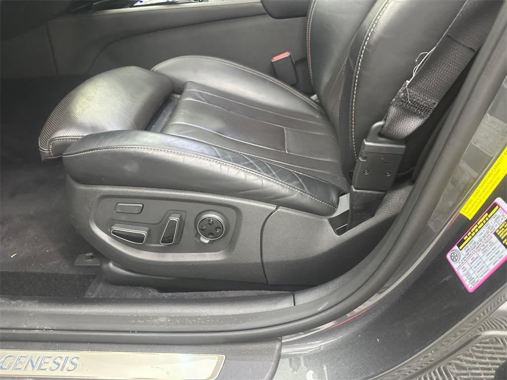 used 2019 Genesis G80 car, priced at $27,999