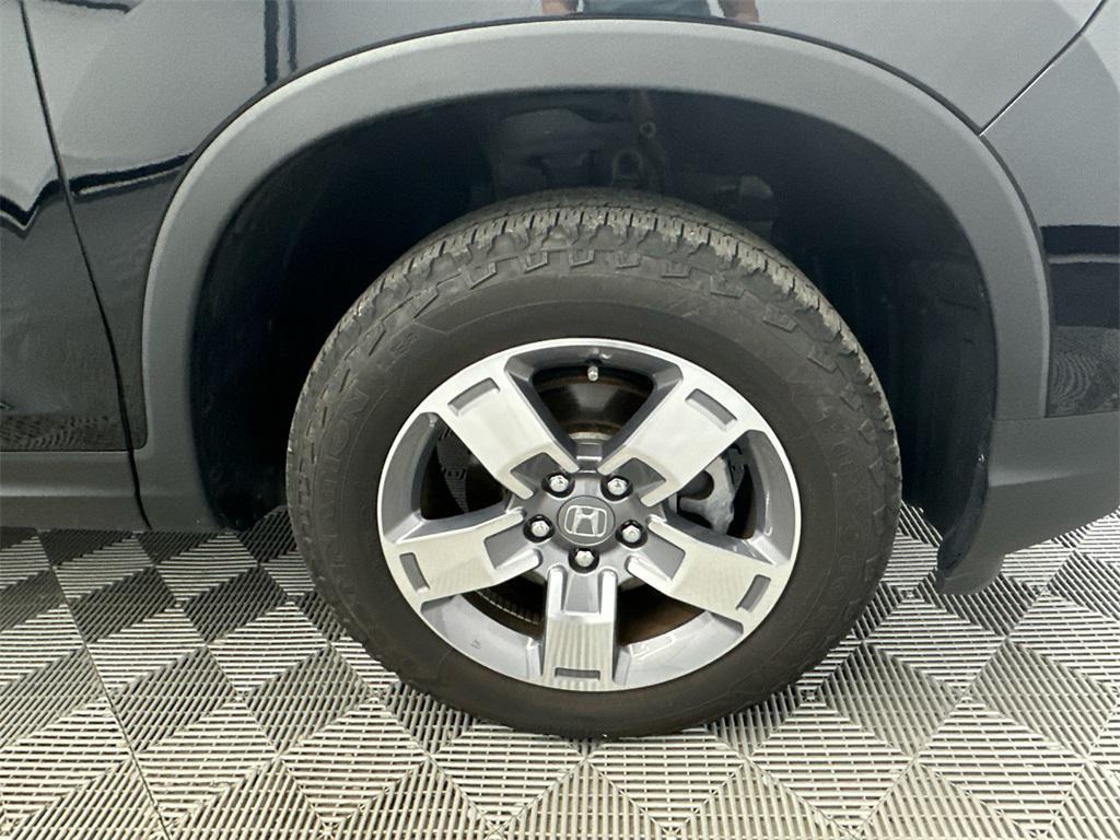 used 2024 Honda Ridgeline car, priced at $32,379