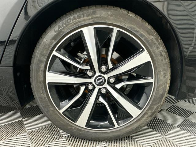 used 2023 Nissan Maxima car, priced at $23,446