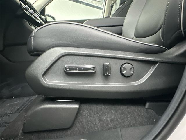 new 2025 Honda Pilot car, priced at $56,705
