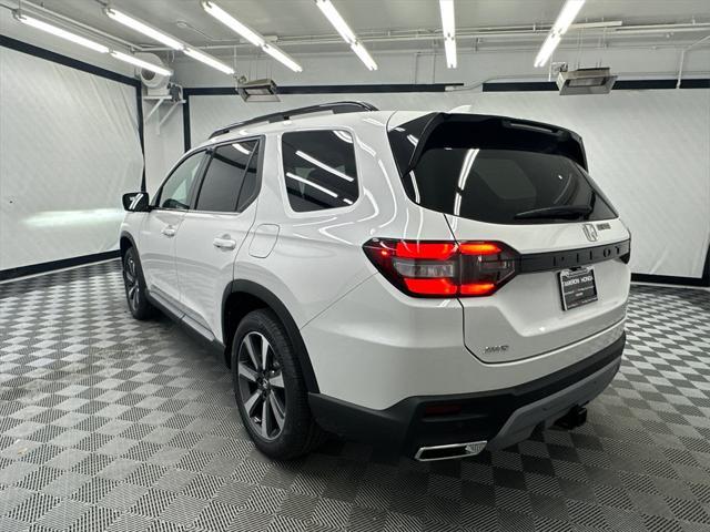 new 2025 Honda Pilot car, priced at $56,705