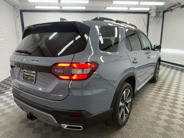 new 2025 Honda Pilot car, priced at $51,305