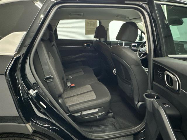 used 2023 Kia Sorento car, priced at $23,117