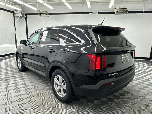 used 2023 Kia Sorento car, priced at $23,117