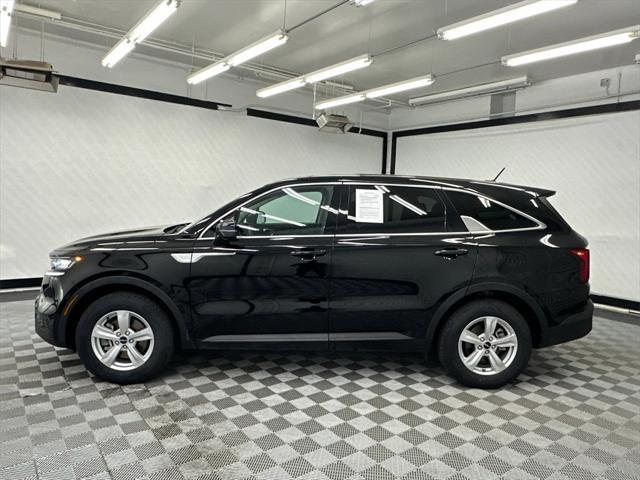 used 2023 Kia Sorento car, priced at $23,117