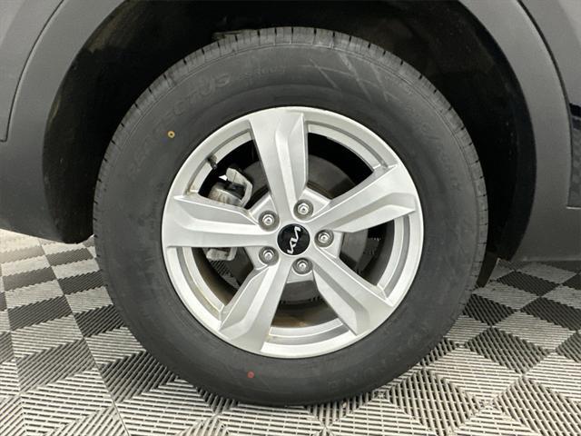 used 2023 Kia Sorento car, priced at $23,117