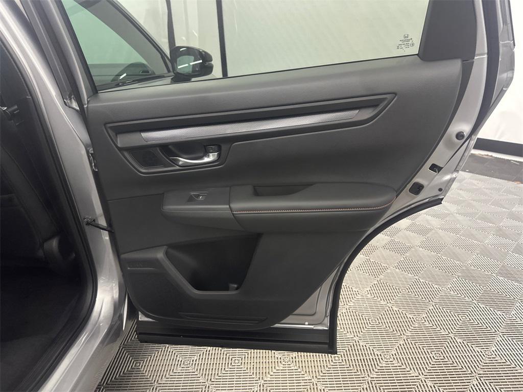 new 2026 Honda CR-V Hybrid car, priced at $41,675