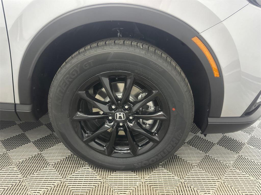 new 2026 Honda CR-V Hybrid car, priced at $41,675