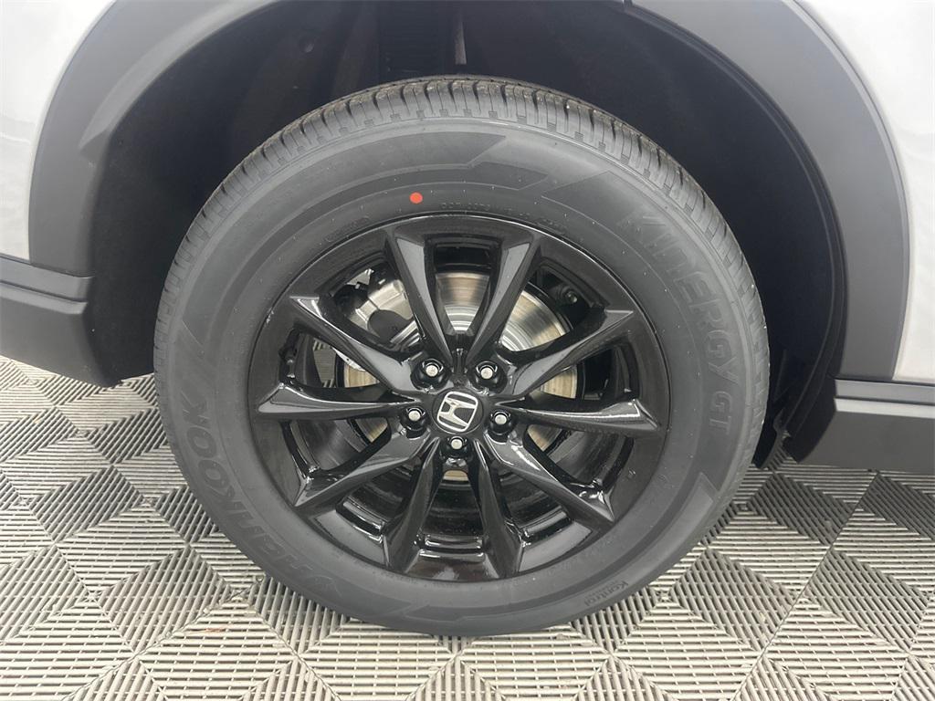 new 2026 Honda CR-V Hybrid car, priced at $41,675