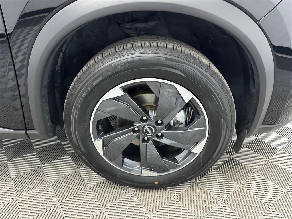 used 2024 Nissan Rogue car, priced at $20,379