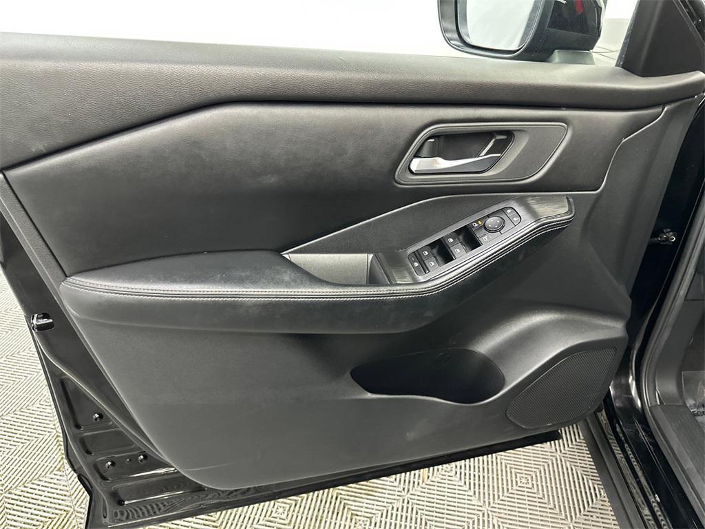 used 2024 Nissan Rogue car, priced at $21,899