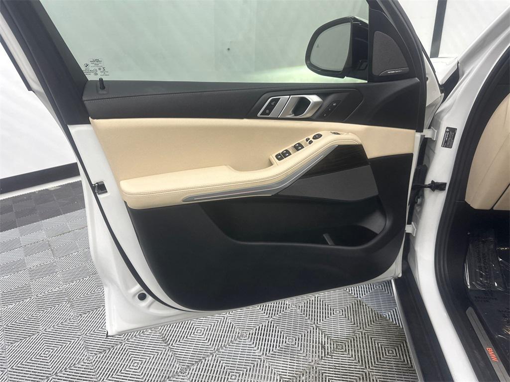 used 2021 BMW X5 car, priced at $29,999