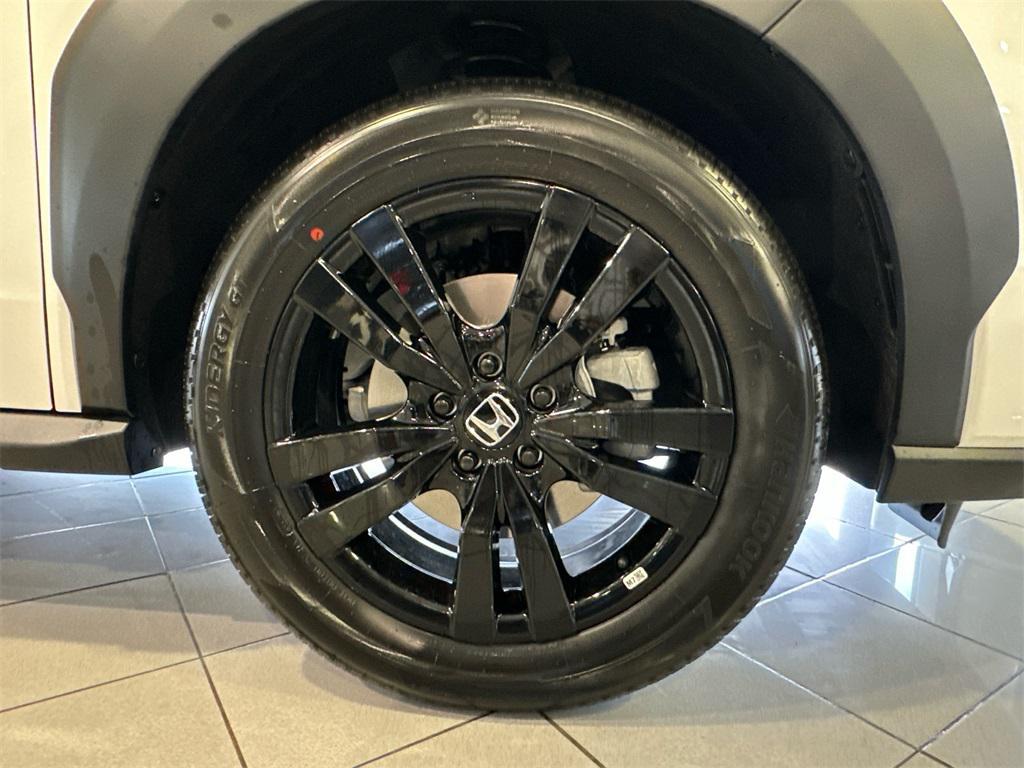 new 2026 Honda HR-V car, priced at $29,450