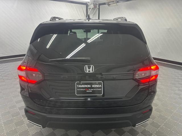 used 2025 Honda Pilot car, priced at $48,909