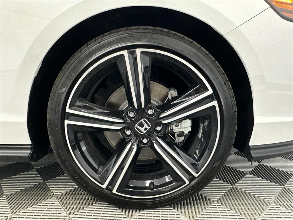 new 2025 Honda Accord Hybrid car, priced at $35,305