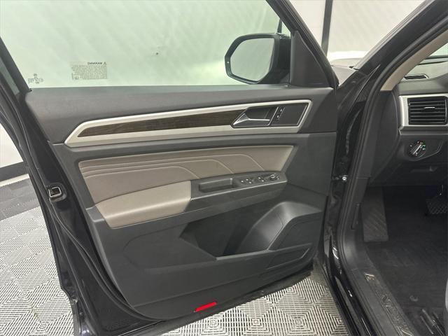 used 2022 Volkswagen Atlas car, priced at $26,035