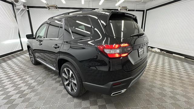 new 2025 Honda Pilot car, priced at $50,670