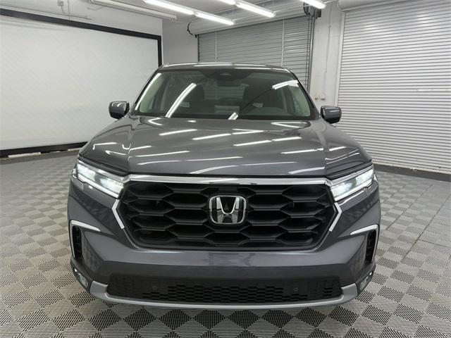 new 2025 Honda Pilot car, priced at $47,050