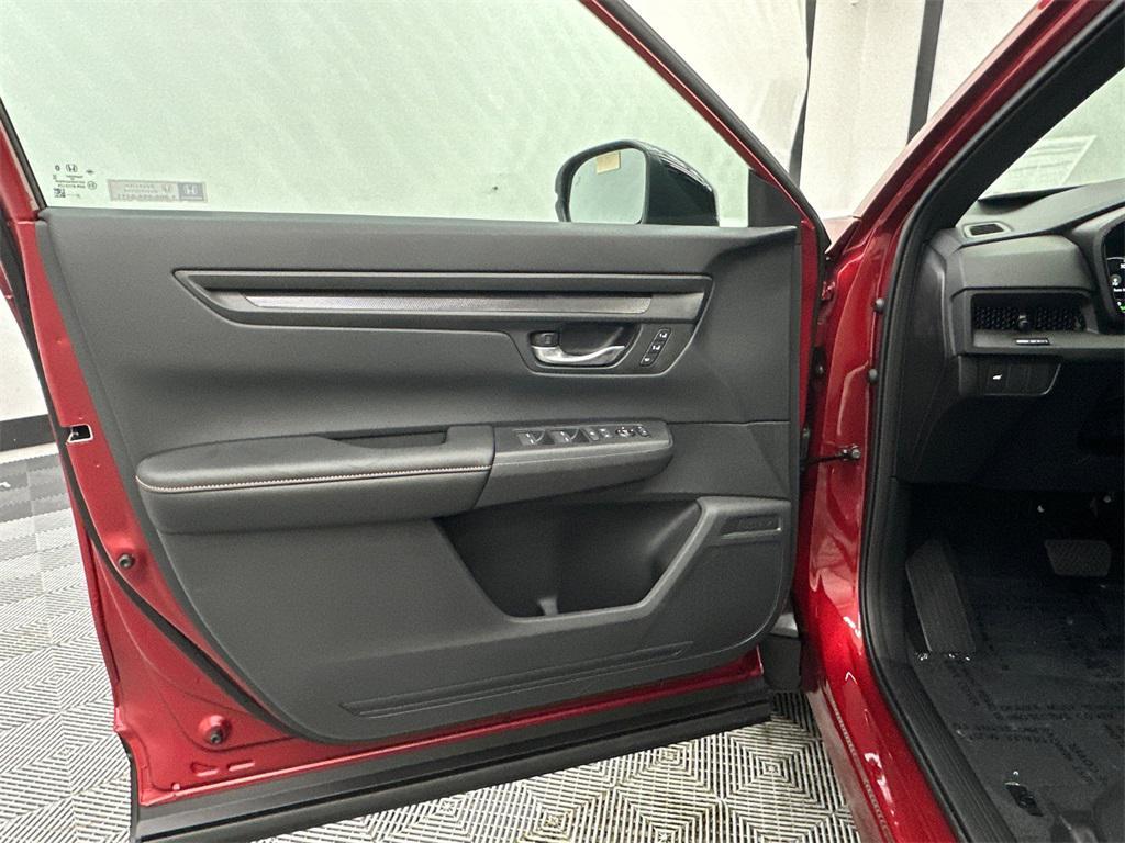 new 2026 Honda CR-V Hybrid car, priced at $42,075
