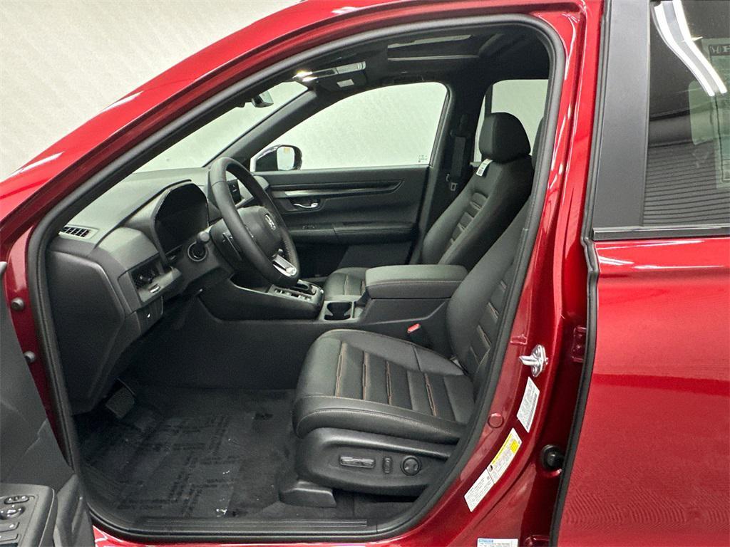 new 2026 Honda CR-V Hybrid car, priced at $42,075