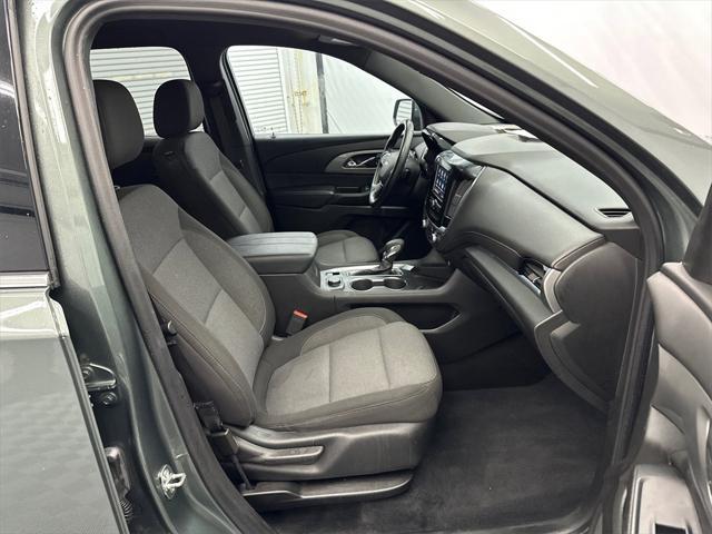 used 2023 Chevrolet Traverse car, priced at $27,696