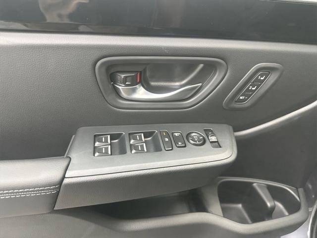 new 2025 Honda Pilot car, priced at $48,950