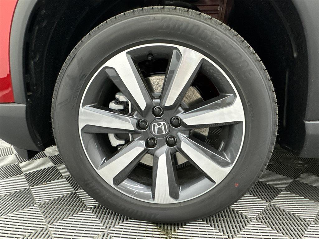 new 2025 Honda Pilot car, priced at $51,550