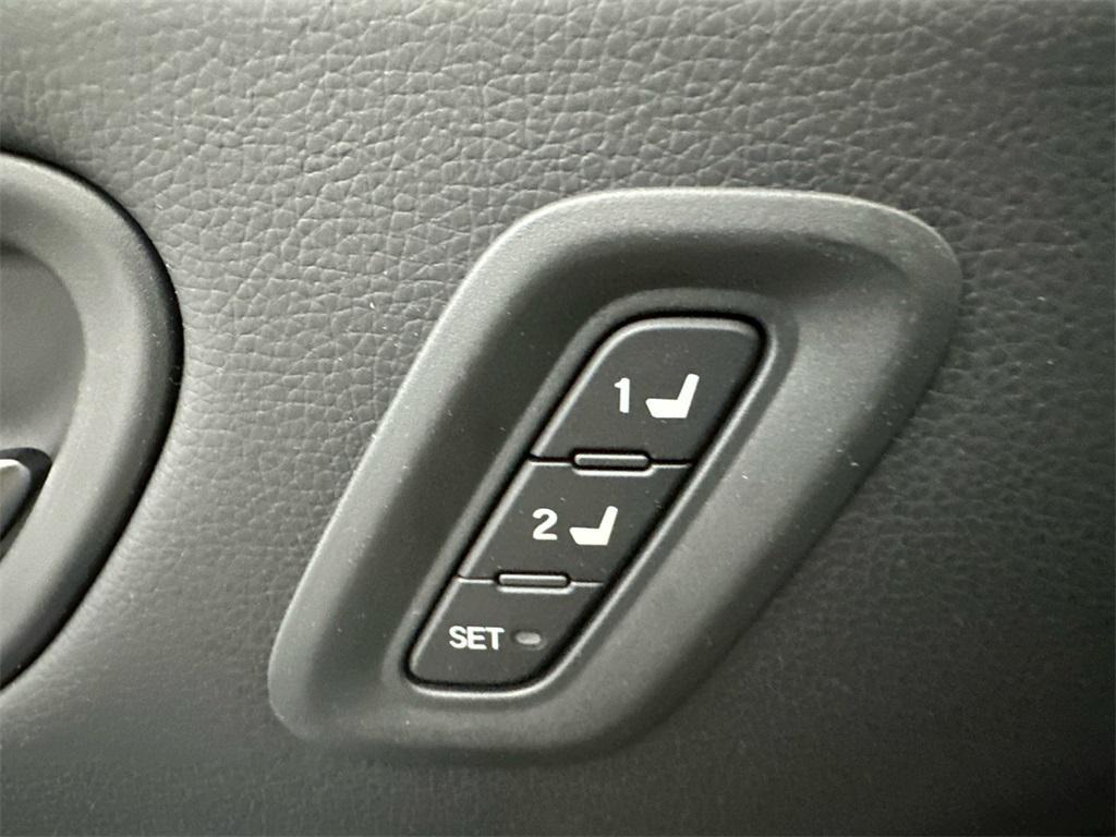 new 2025 Honda Pilot car, priced at $51,550