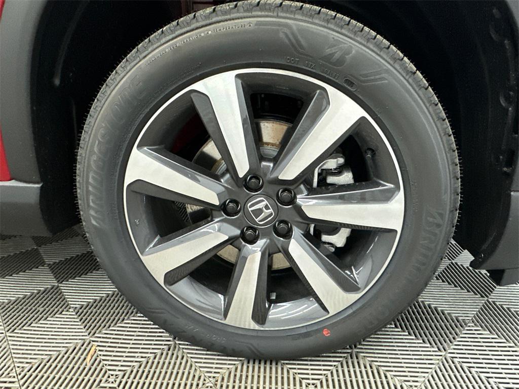 new 2025 Honda Pilot car, priced at $51,550