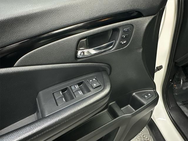 used 2019 Honda Pilot car, priced at $27,495