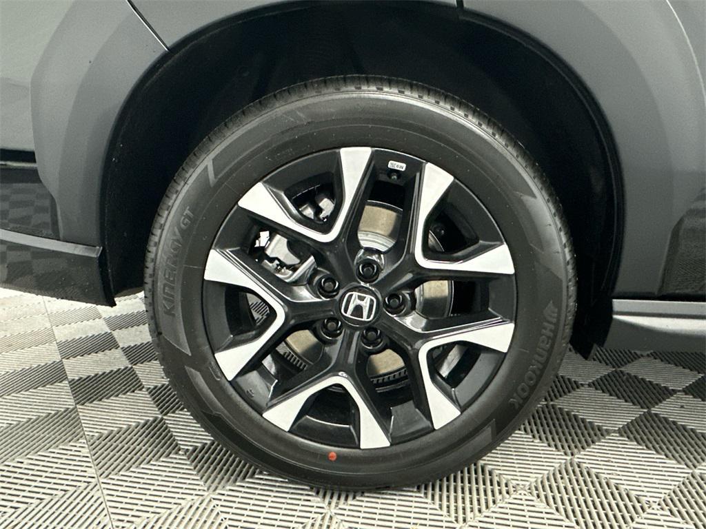 new 2026 Honda HR-V car, priced at $31,500