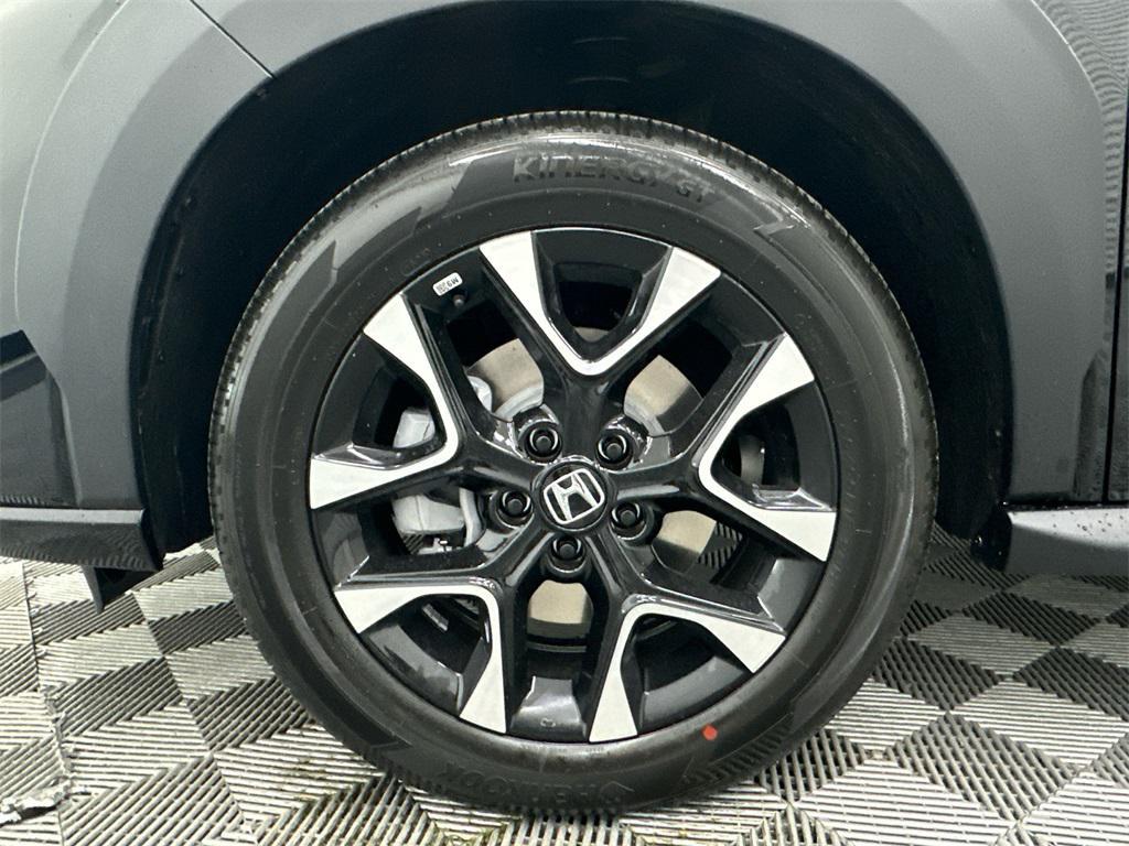 new 2026 Honda HR-V car, priced at $31,500