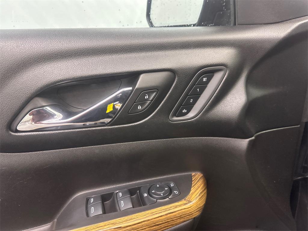 used 2017 GMC Acadia car, priced at $14,975