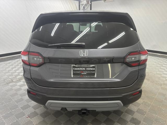 new 2025 Honda Pilot car, priced at $44,950