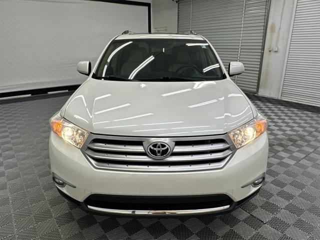 used 2013 Toyota Highlander car, priced at $12,965