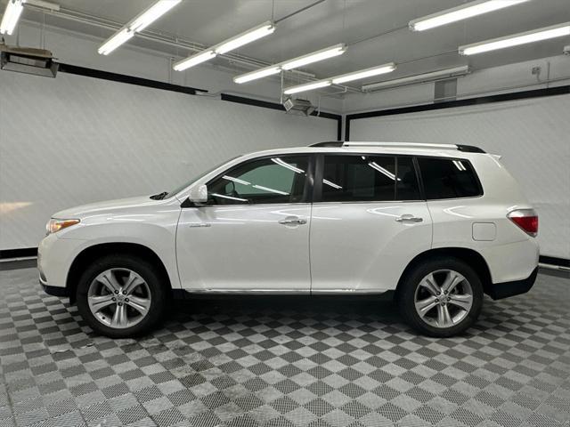used 2013 Toyota Highlander car, priced at $12,965