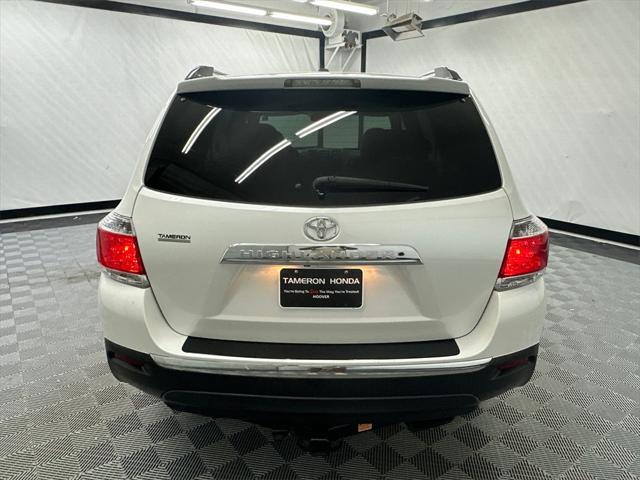 used 2013 Toyota Highlander car, priced at $12,965