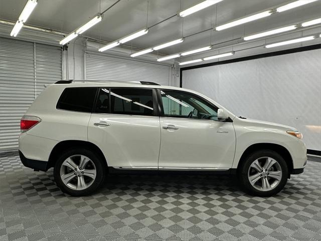 used 2013 Toyota Highlander car, priced at $12,965