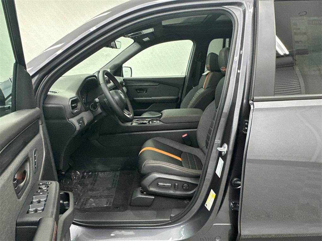 new 2026 Honda Passport car, priced at $49,945